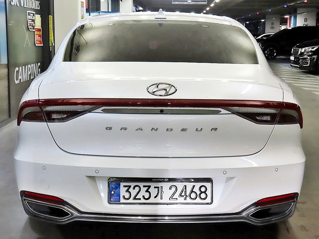 HYUNDAI Grandeur - Vista 5