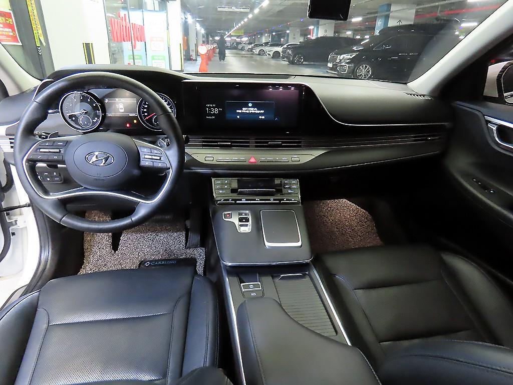 HYUNDAI Grandeur - Vista 10