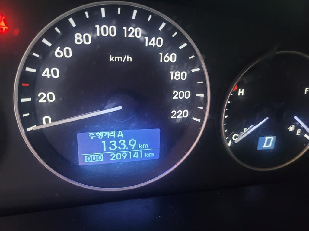 HYUNDAI Starex 2018 Blanco - Importación desde Corea - HF Imports Iquique - Foto 18