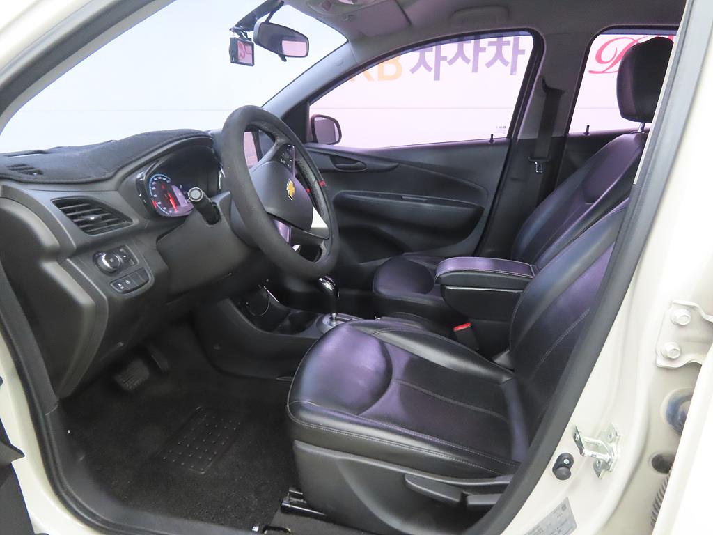 Chevrolet Spark - Vista 5