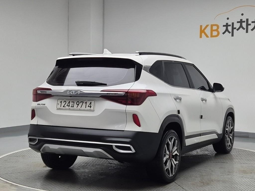 KIA Seltos - Vista 3