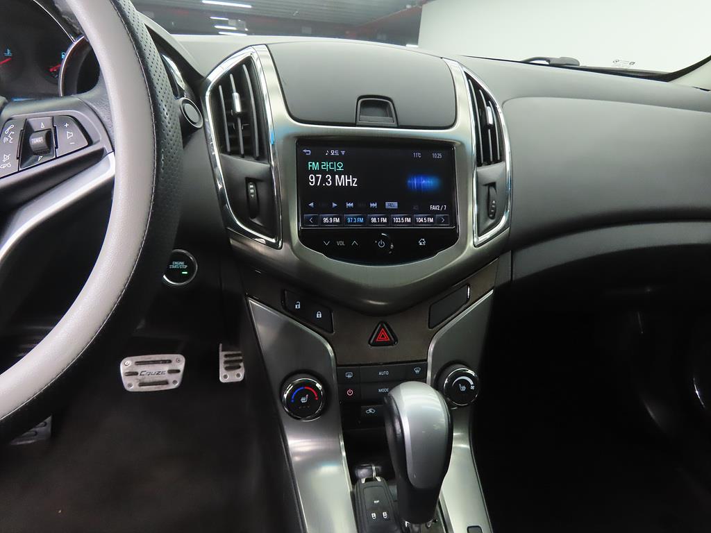 Chevrolet Cruise - Vista 10