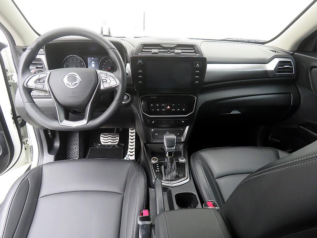 Ssangyong Tivoli - Vista 8