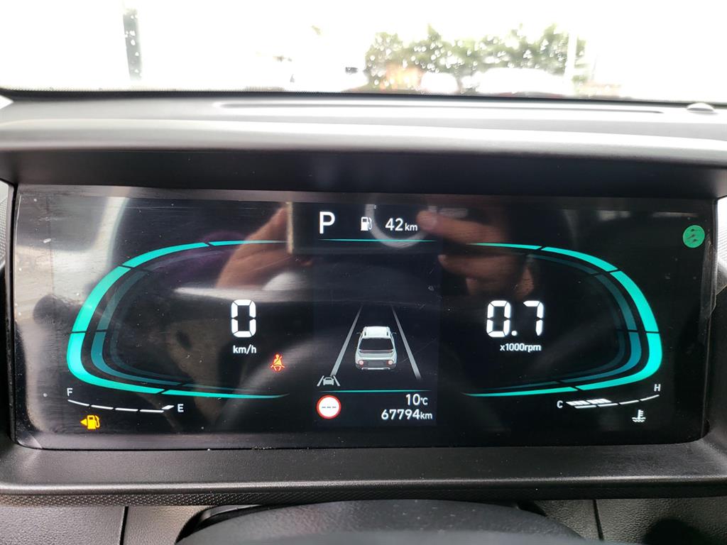 HYUNDAI Casper - Vista 8