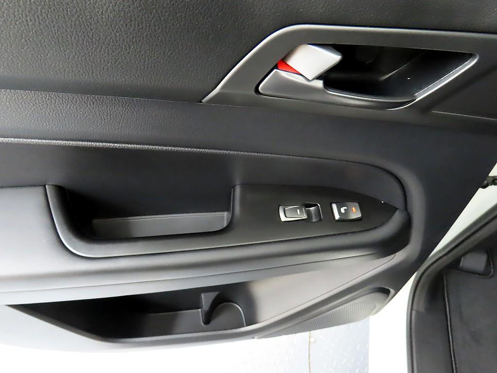 Ssangyong Rexton - Vista 12