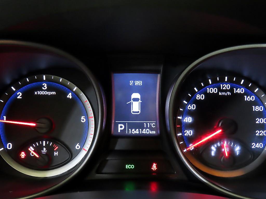 HYUNDAI Maxcruz - Vista 9