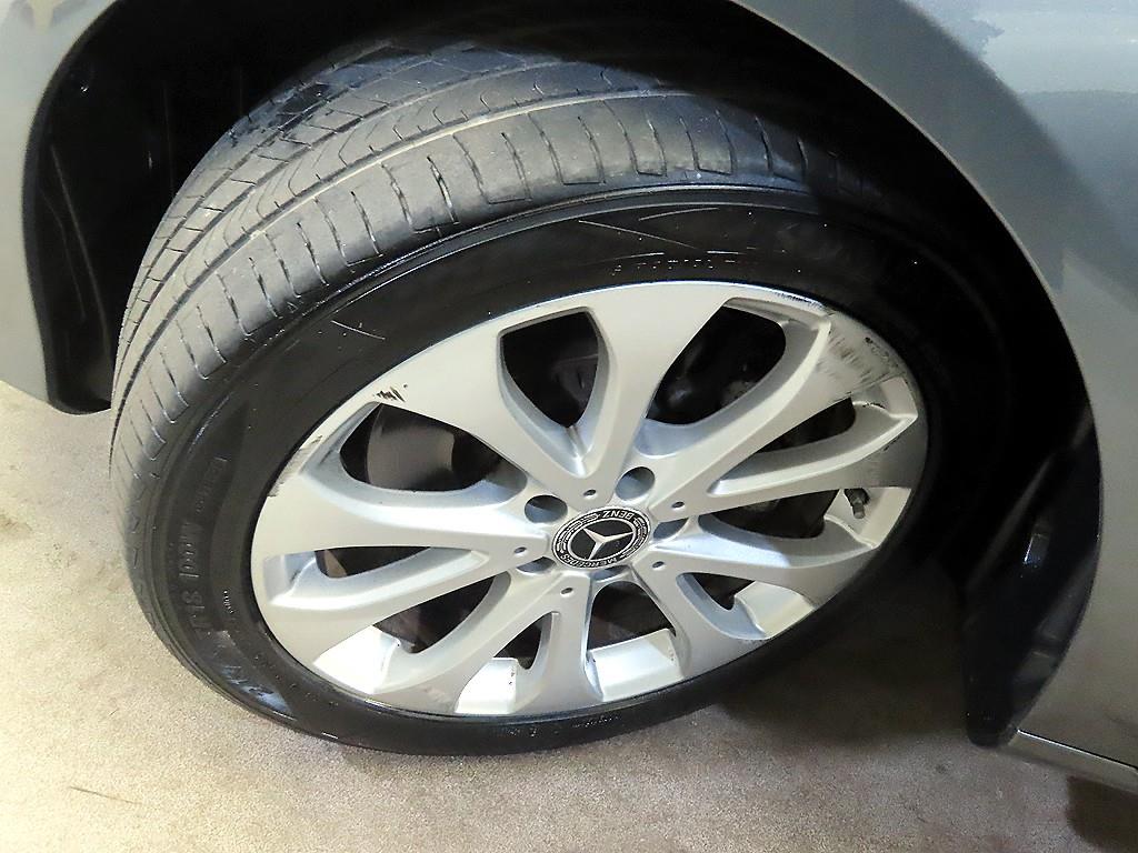 Mercedes Benz E class 2018 Gris - Importación desde Corea - HF Imports Iquique - Foto 20