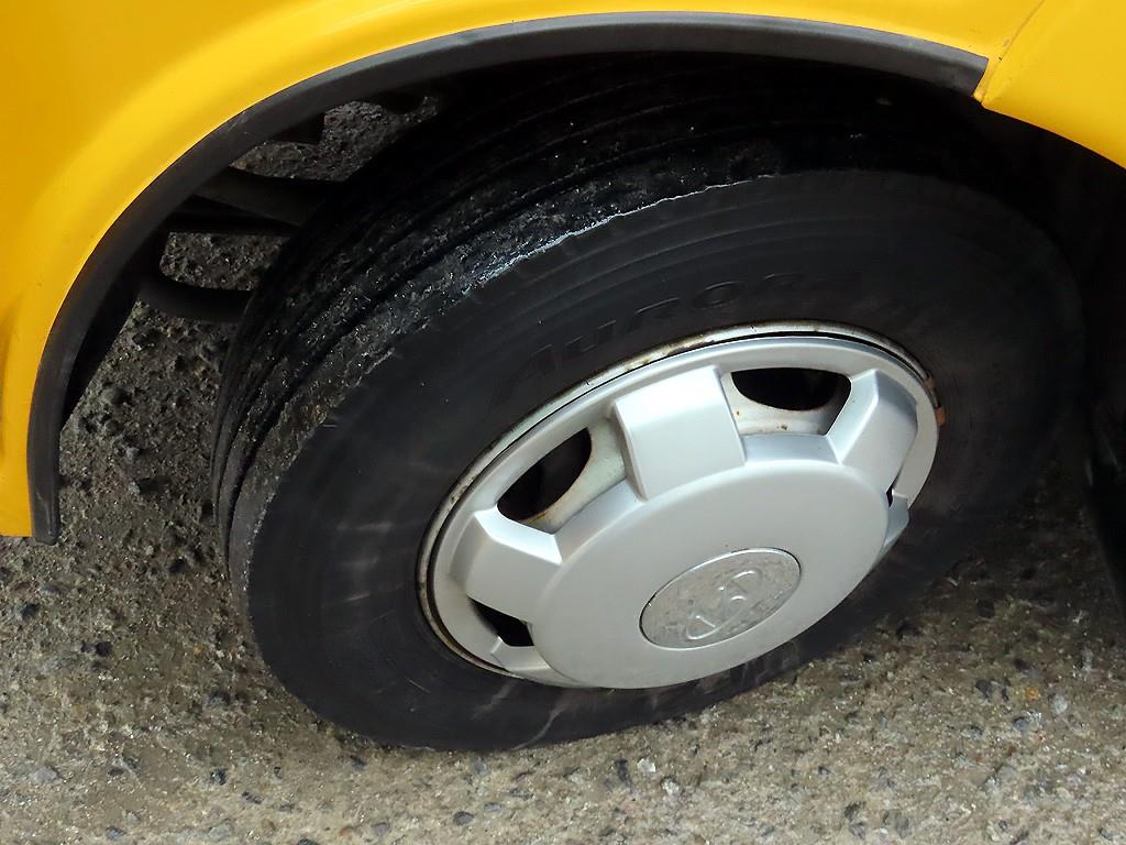 medium and large bus Hyundai bus 2009 Amarillo - Importación desde Corea - HF Imports Iquique - Foto 19