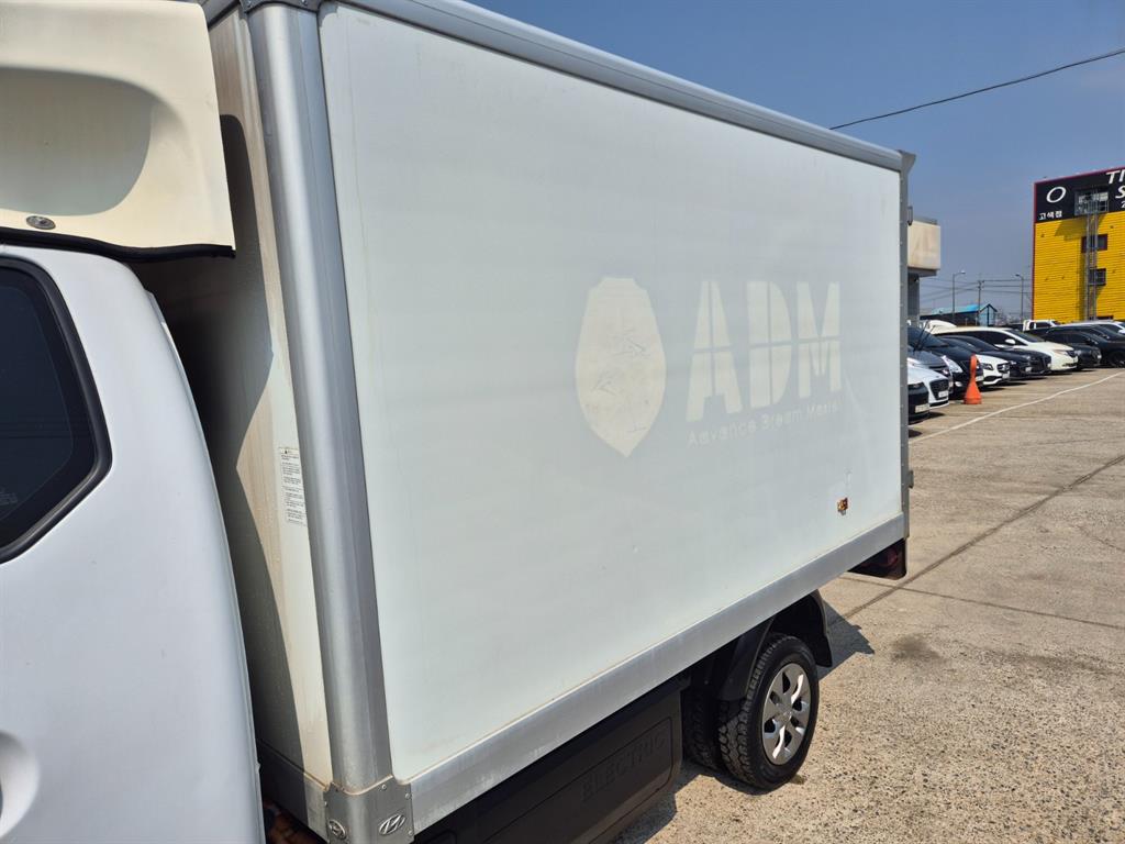 [소형화물][내장탑]포터2 (EV) 1.0톤/슈퍼캡/초장축 - миниатюра 9