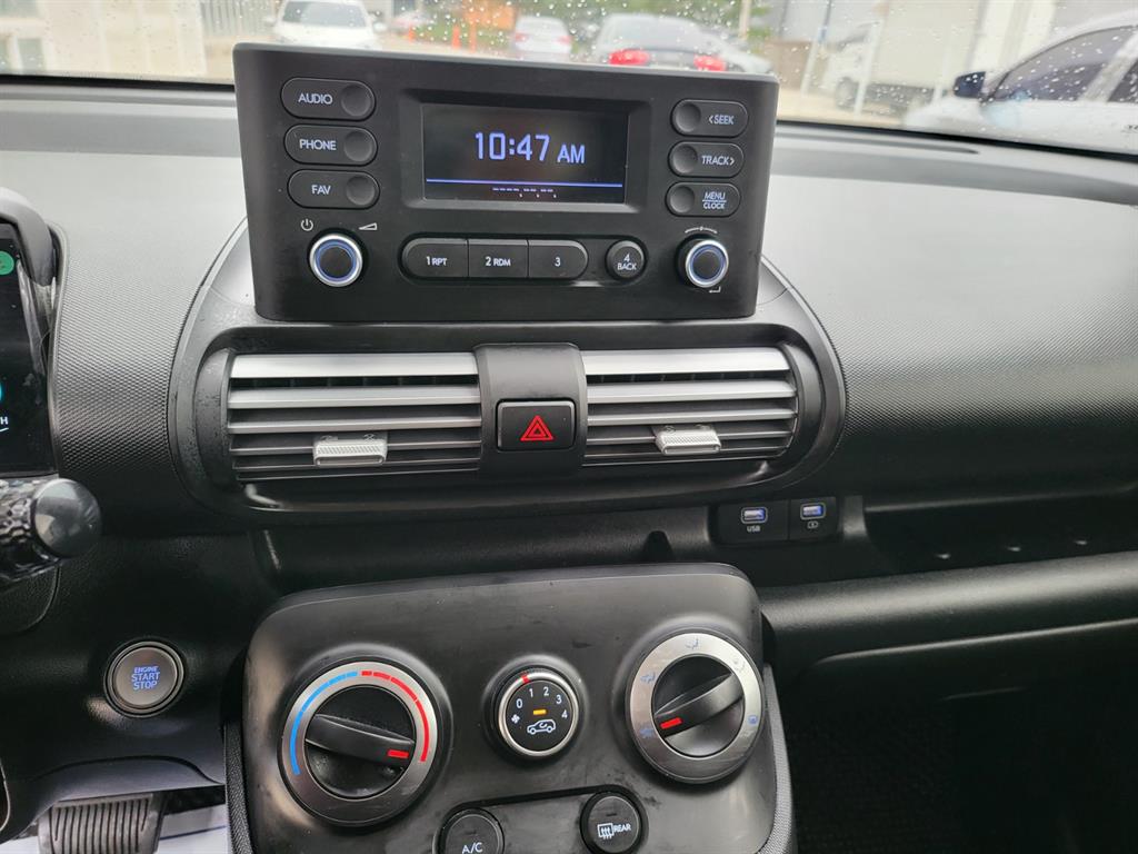 HYUNDAI Casper - Vista 12