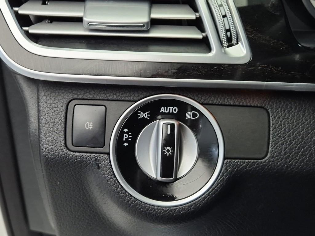 Mercedes Benz E class 2014 Blanco - Importación desde Corea - HF Imports Iquique - Foto 18