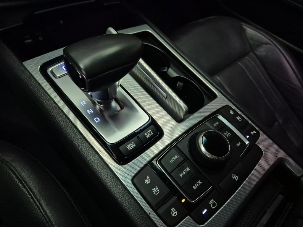 Genesis G80 - Vista 8