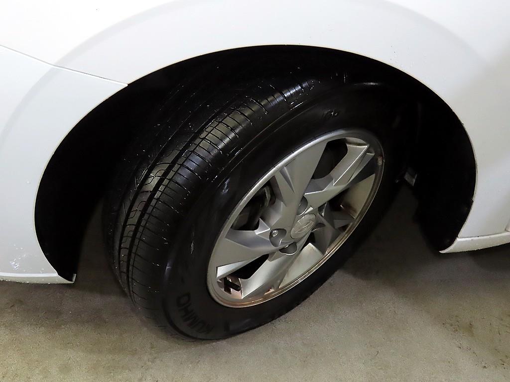 HYUNDAI Avante 2021 Blanco - Importación desde Corea - HF Imports Iquique - Foto 18