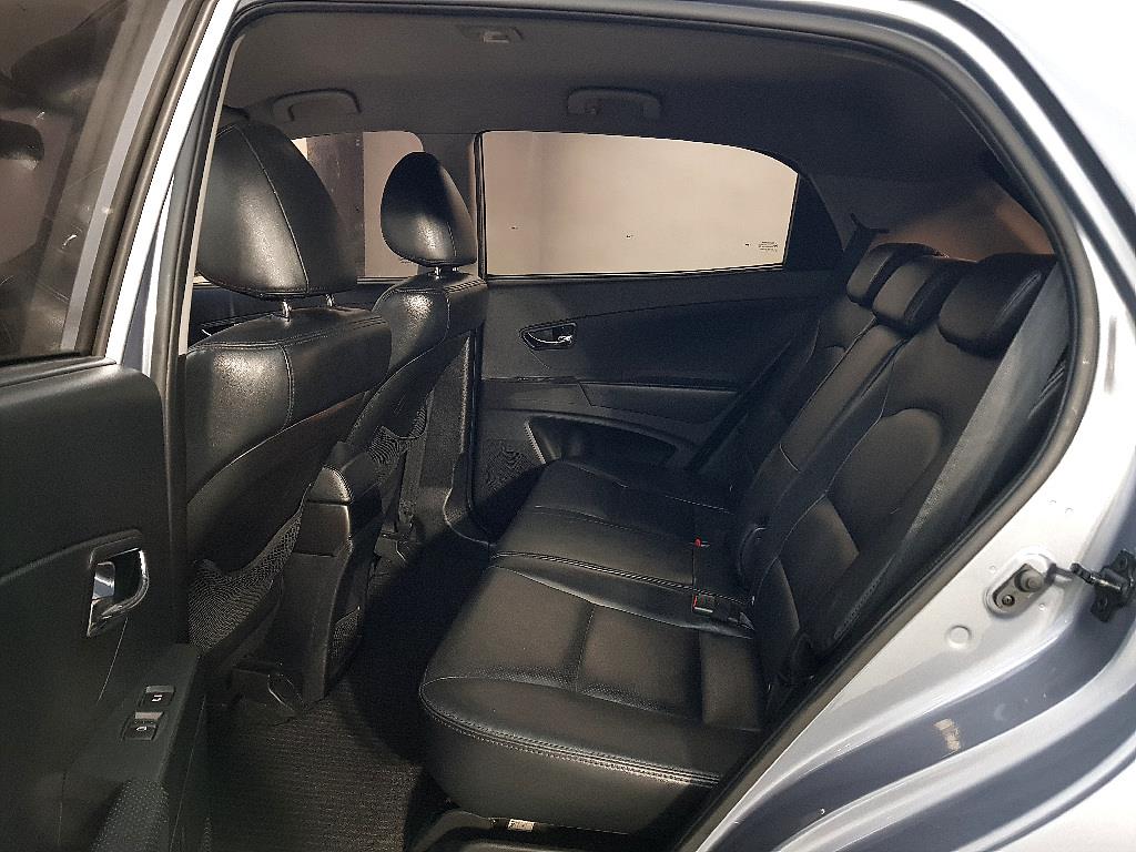 Ssangyong Korando - Vista 9