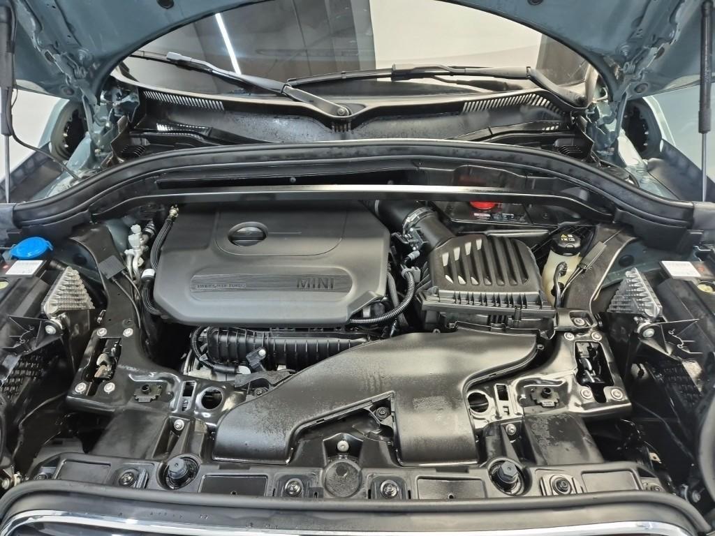 Mini Countryman - Vista 5