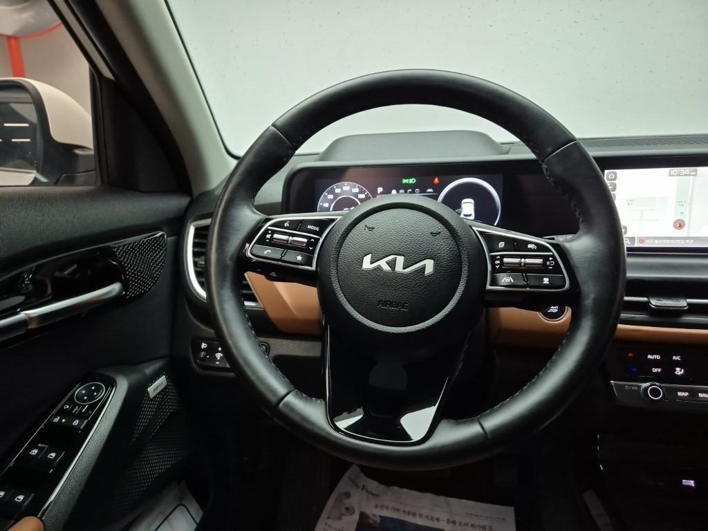 KIA Seltos - Vista 10