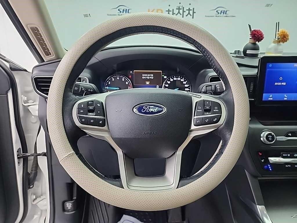 Ford Explorer - Vista 9