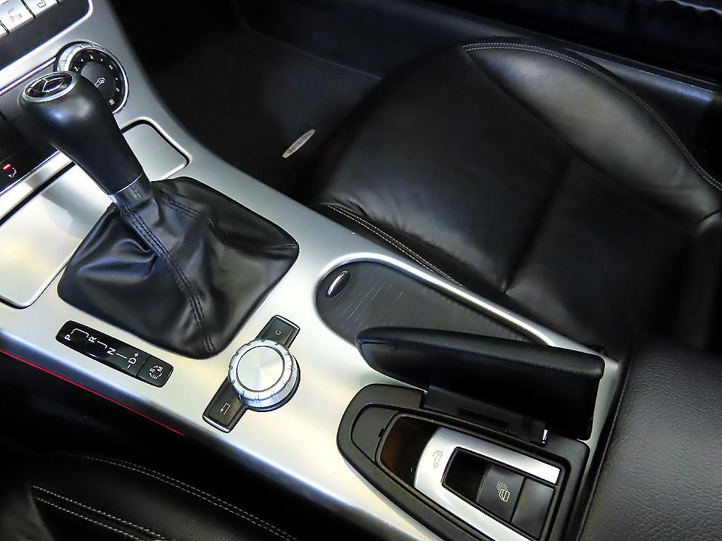 Mercedes Benz SLK Class 2015 Negro - Importación desde Corea - HF Imports Iquique - Foto 16