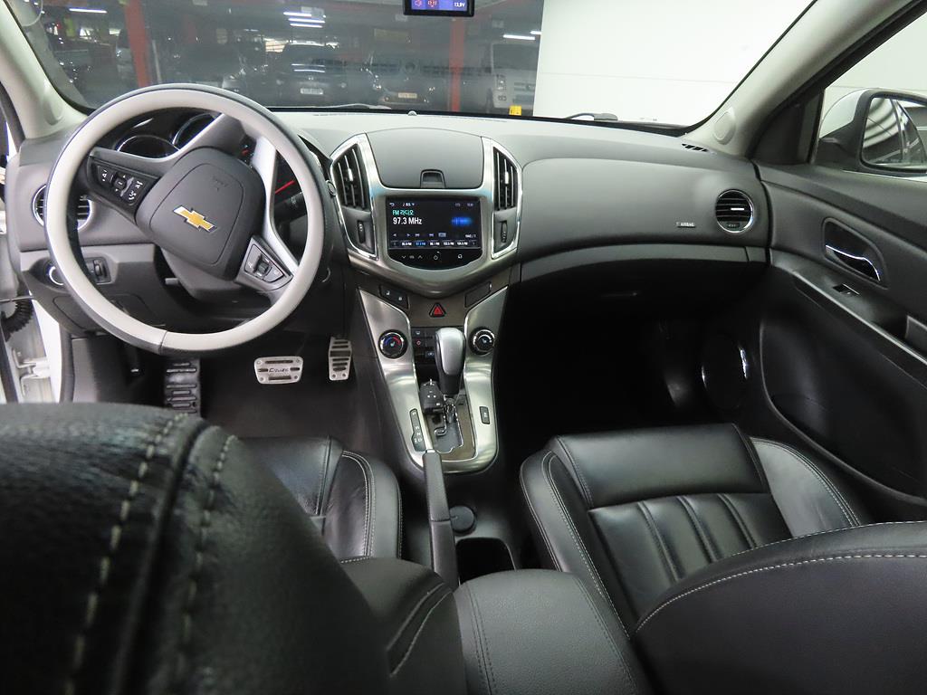 Chevrolet Cruise - Vista 7