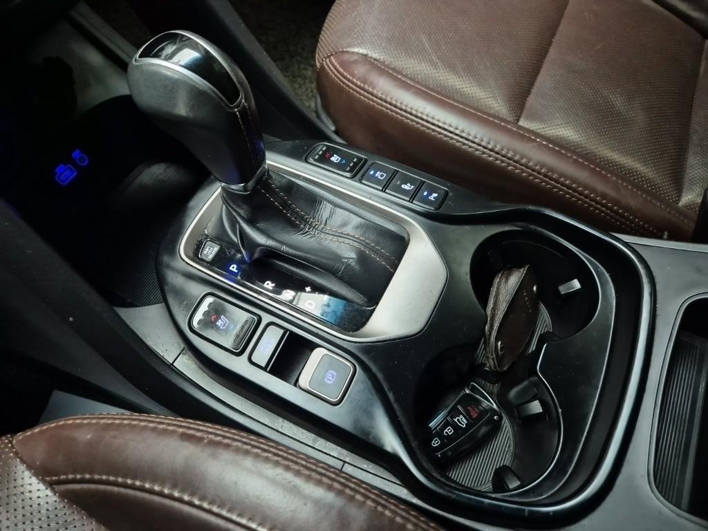 HYUNDAI Maxcruz - Vista 8