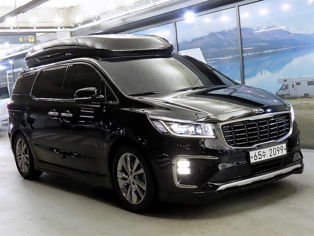 KIA Carnival 2019 Negro - Importación desde Corea - HF Imports Iquique - Foto 1