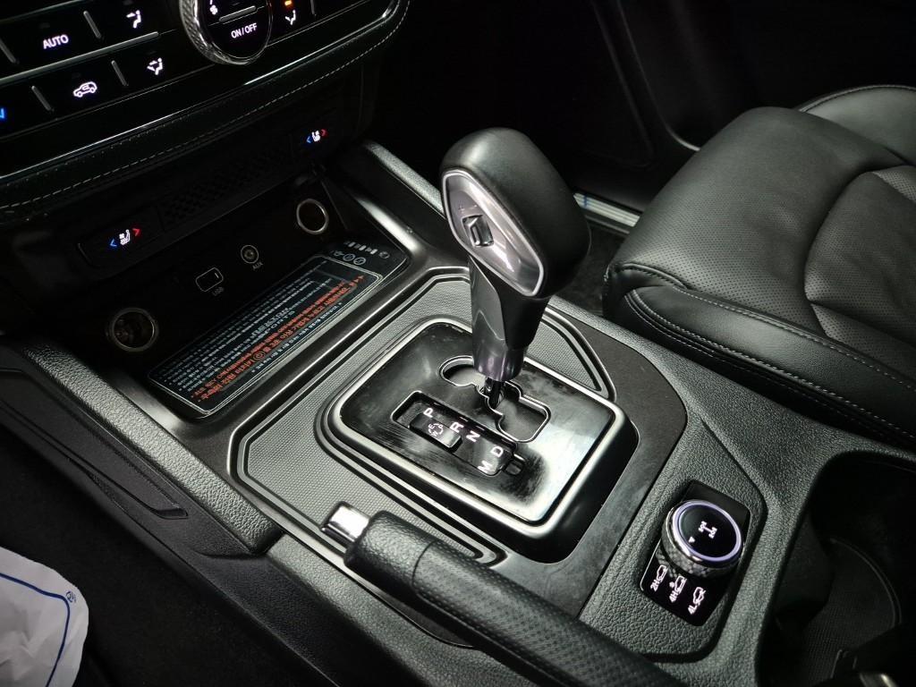 Ssangyong Rexton - Vista 8