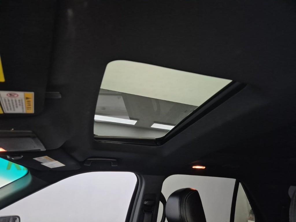 Ford Explorer 2016 Negro - Importación desde Corea - HF Imports Iquique - Foto 13