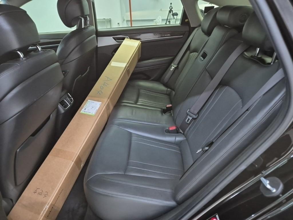 Genesis G80 - Vista 12