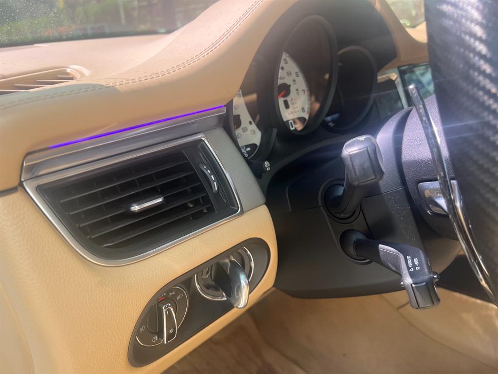 Porsche Macan - Vista 8