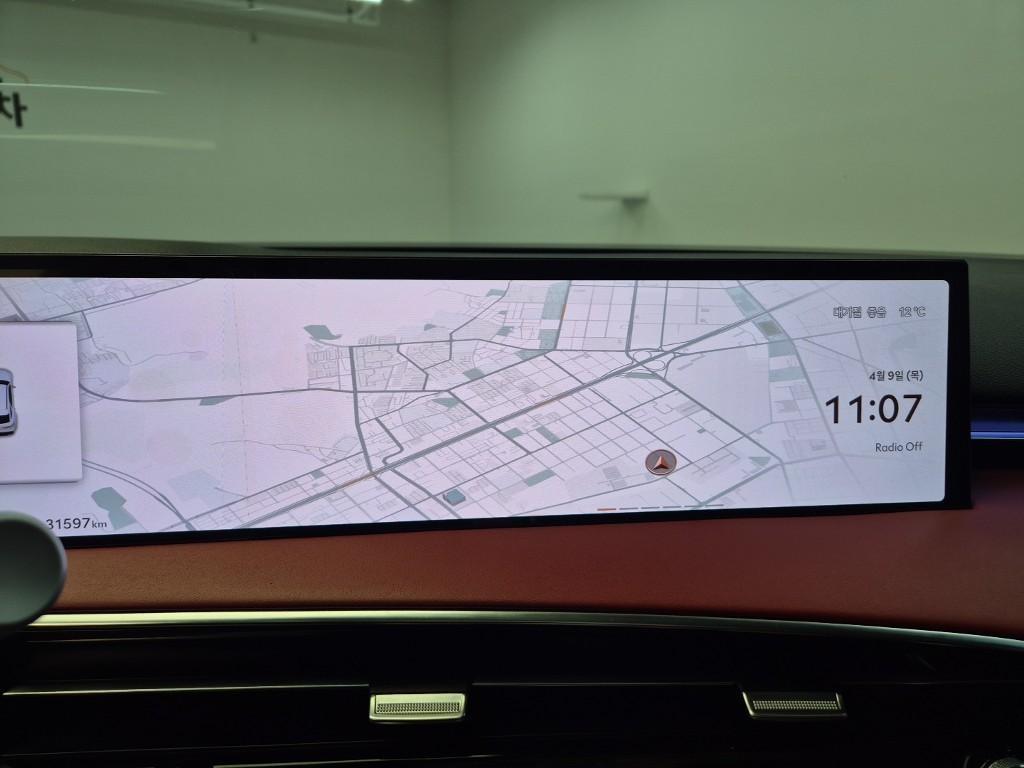 Genesis GV70 2025 Negro - Importación desde Corea - HF Imports Iquique - Foto 14