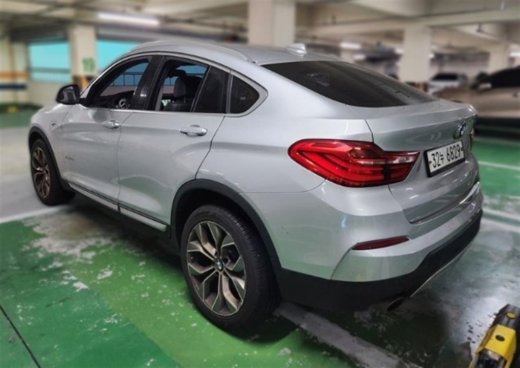 BMW X4 - Vista 5