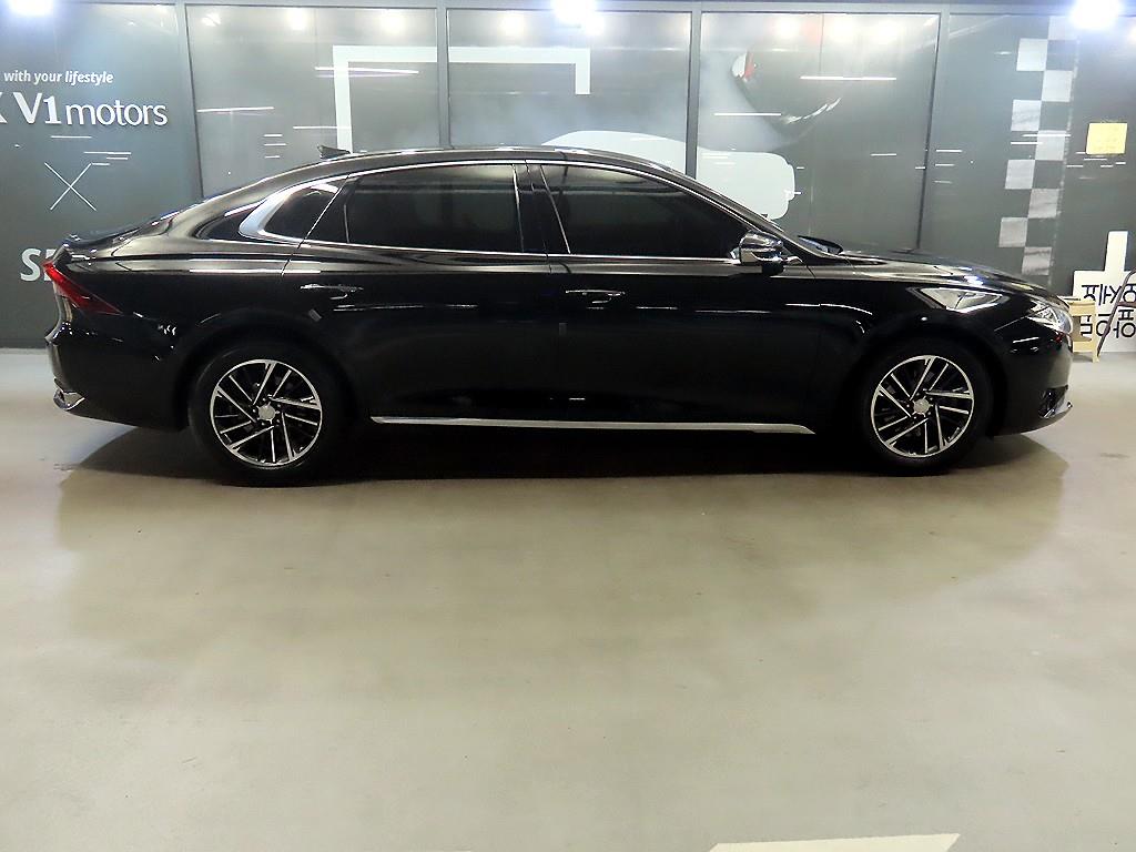 HYUNDAI Grandeur - Vista 3