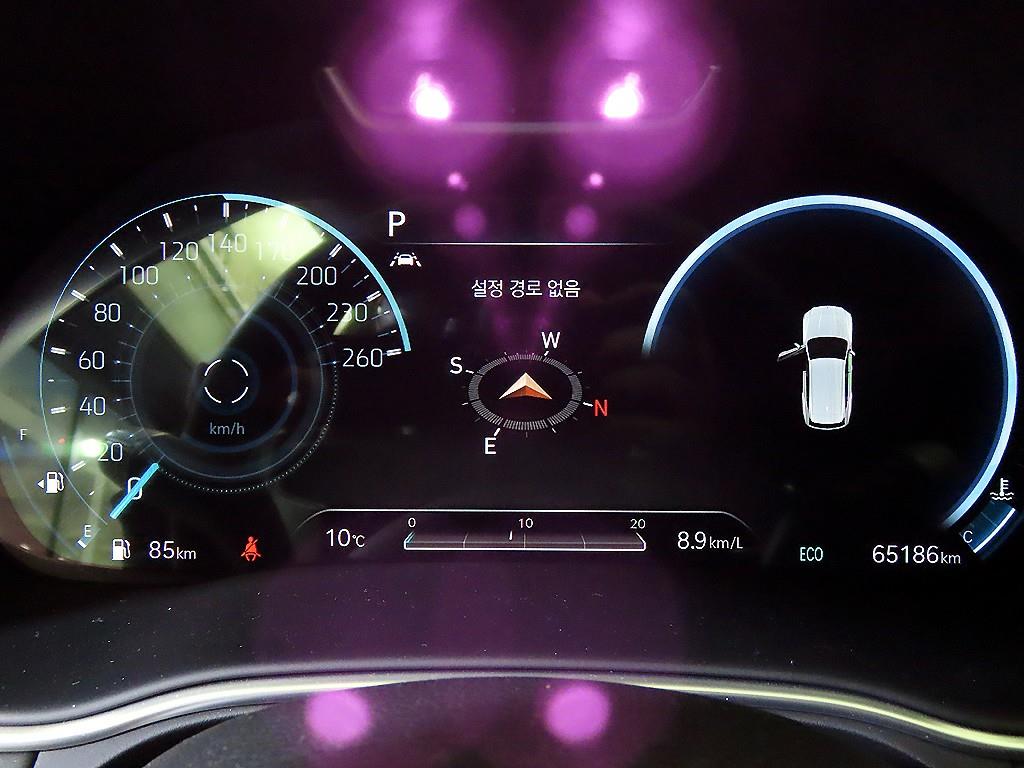 Genesis GV80 - Vista 9