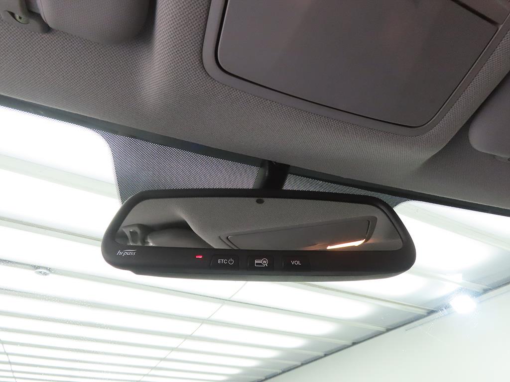 HYUNDAI Avante - Vista 12