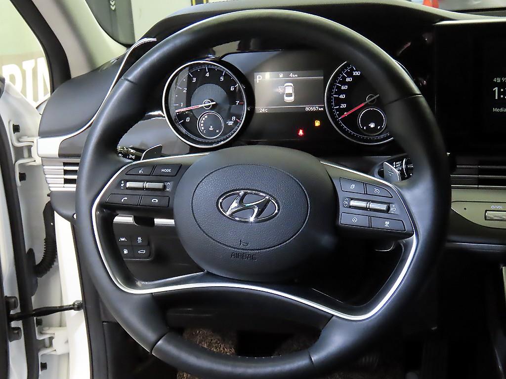 HYUNDAI Grandeur - Vista 8