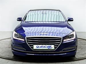 HYUNDAI Genesis - Vista 2