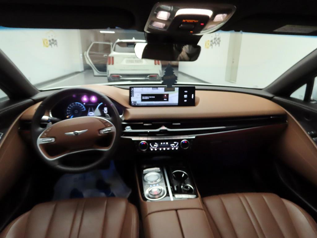 Genesis G80 - Vista 6