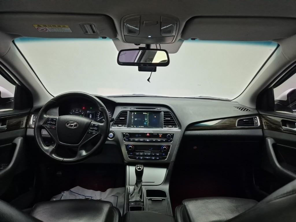 HYUNDAI Sonata - Vista 7