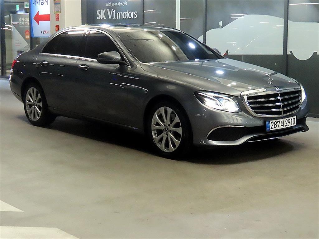 Mercedes Benz E class 2018 Gris - Importación desde Corea - HF Imports Iquique - Foto 1