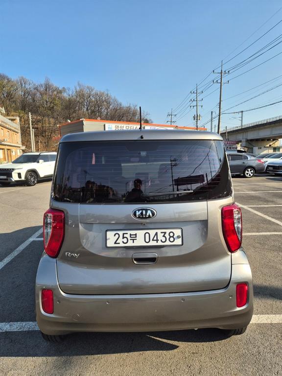 KIA Ray - Vista 6
