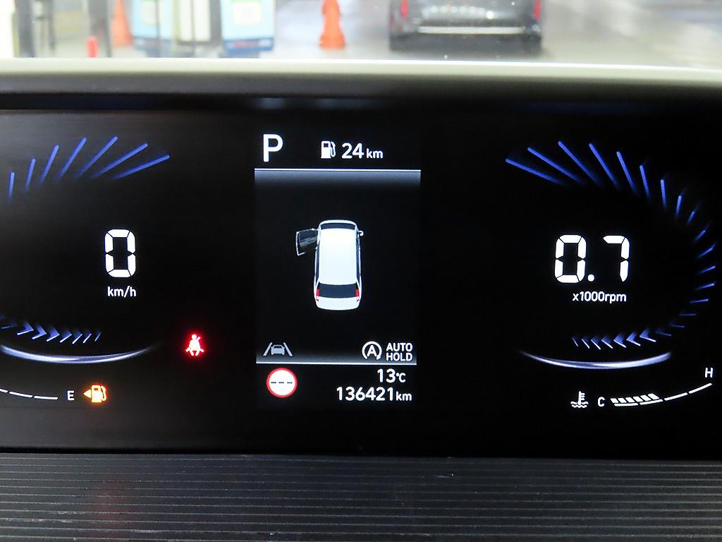 HYUNDAI Staria - Vista 9