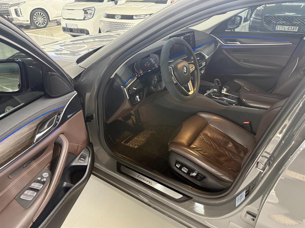 BMW 5 Series - Vista 7