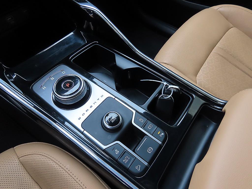 KIA Sorento - Vista 10