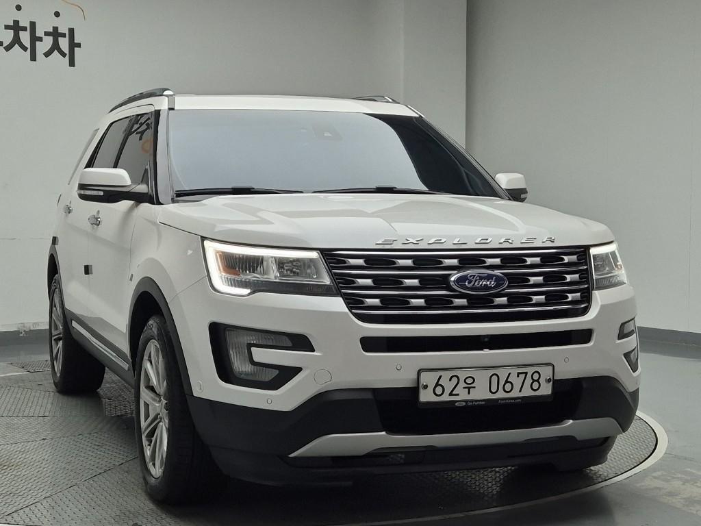 Ford Explorer - Vista 4