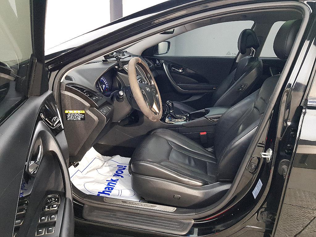 HYUNDAI Grandeur - Vista 8