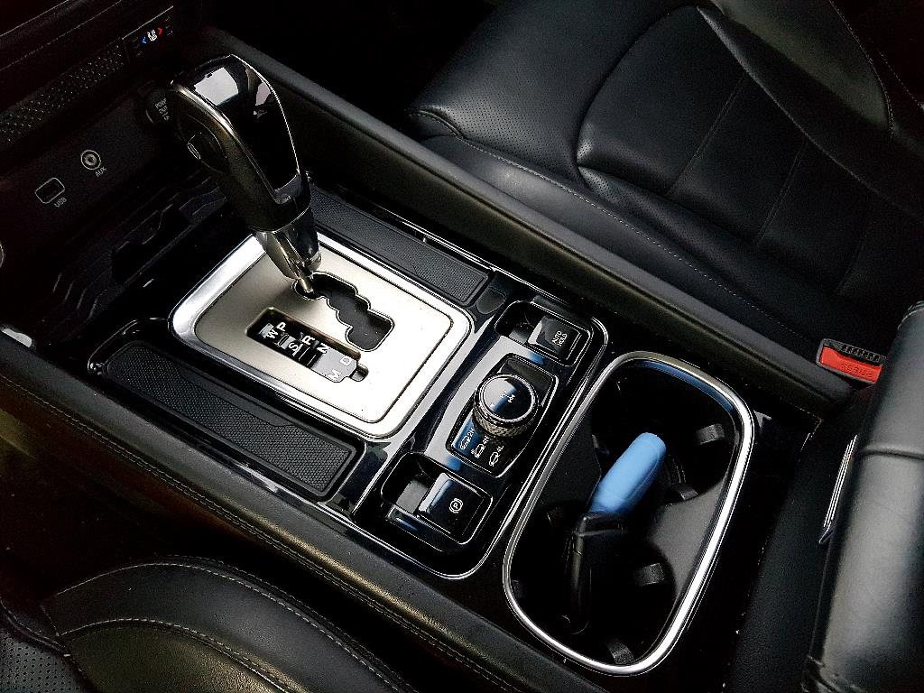 Ssangyong Rexton - Vista 12