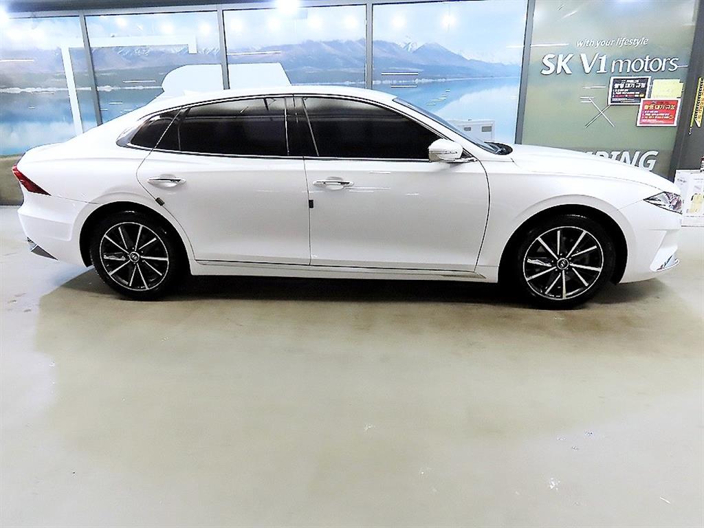 HYUNDAI Grandeur - Vista 3