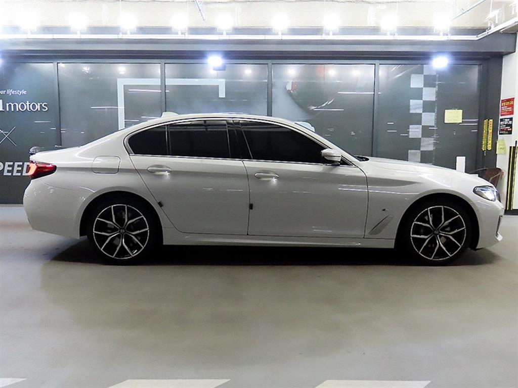 BMW 5 Series - Vista 3