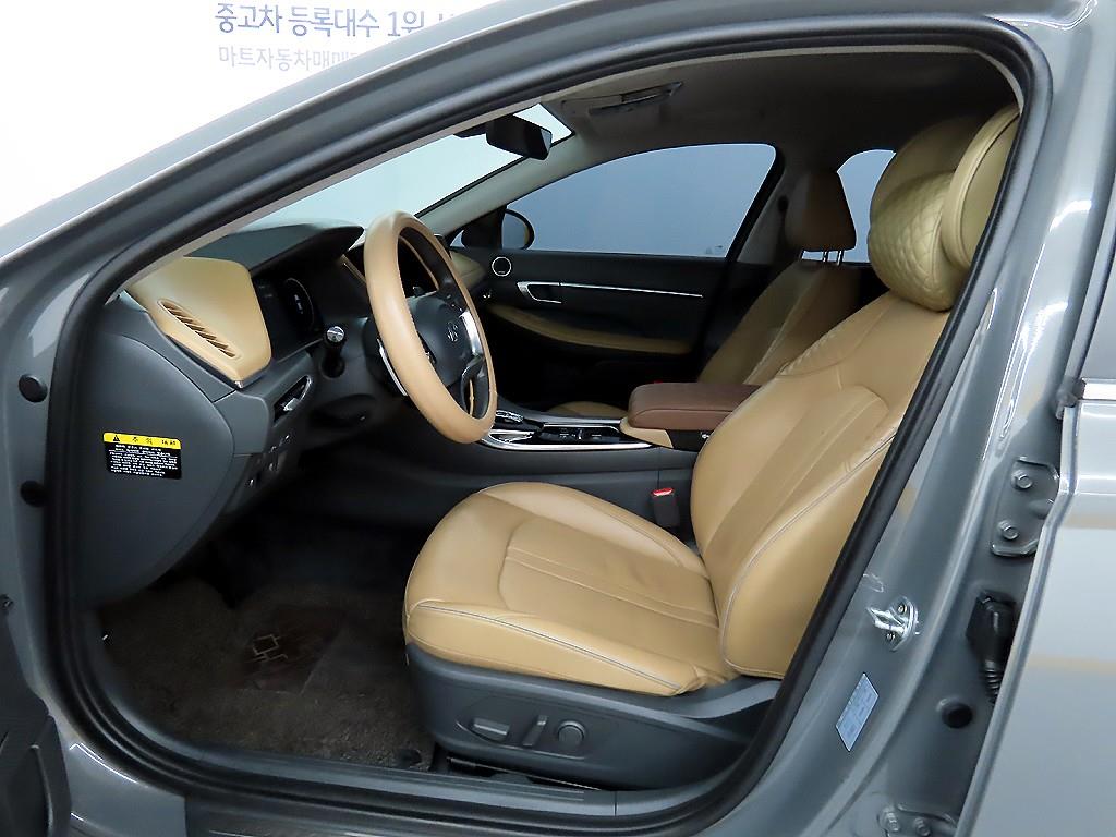 HYUNDAI Sonata - Vista 6