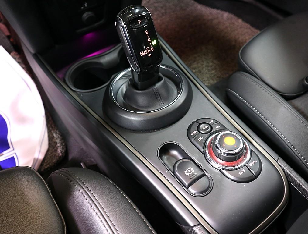 Mini Countryman 2021 Negro - Importación desde Corea - HF Imports Iquique - Foto 15